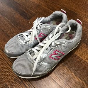 | New Balance | Grey Pink Sneakers
